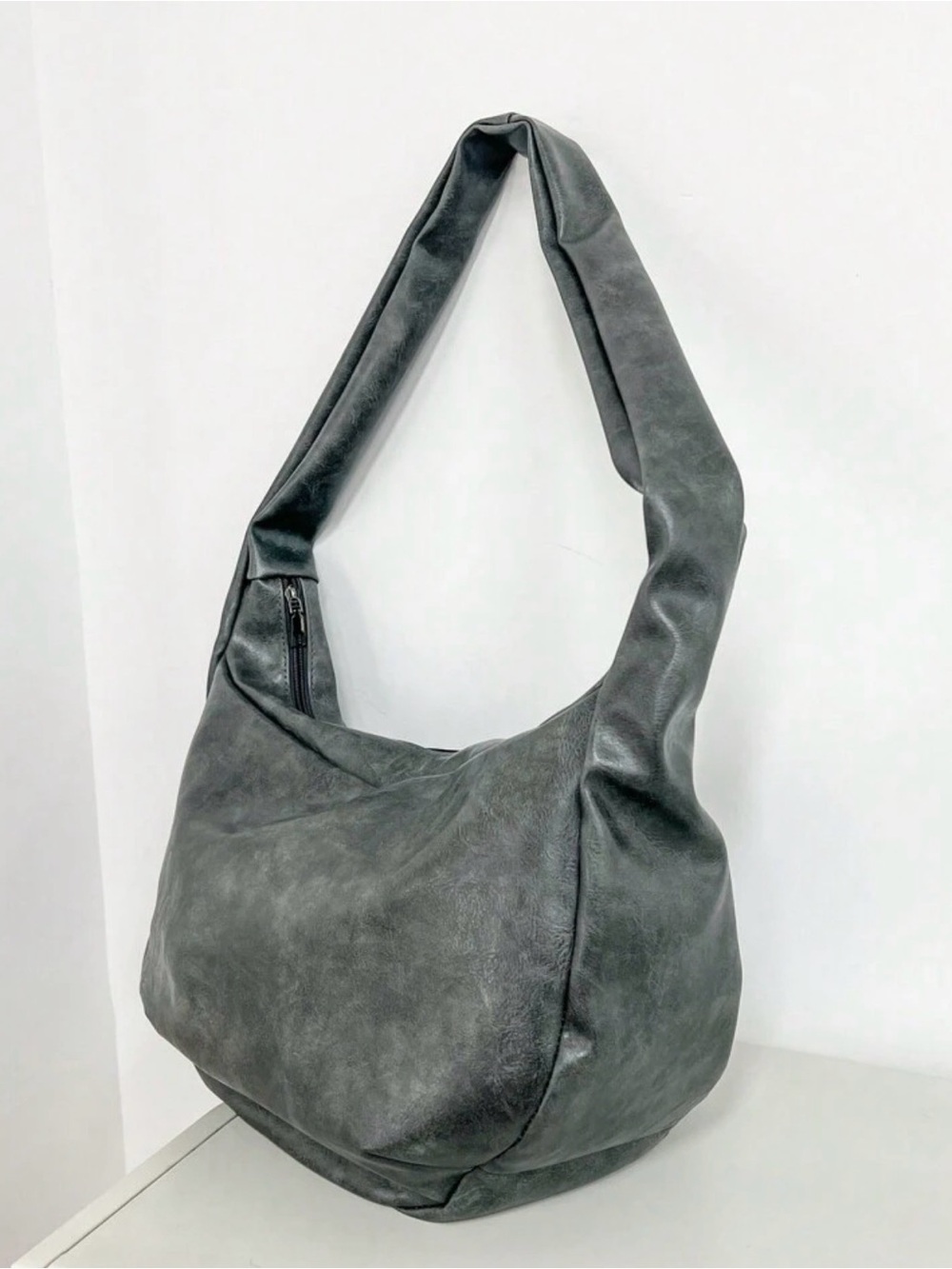 Stylish Gray Hobo Shoulder Bag - Minimal Everyday Carry